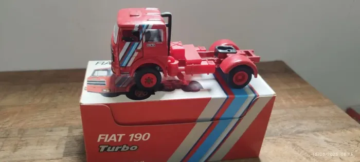 Miniatura Fiat 190