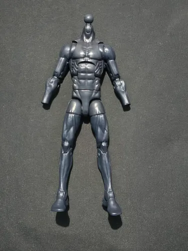 Corpo Marvel Legends (Estilo Spider-Pizza)
