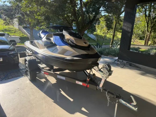 SEA-DOO WAKE 170 2026 - APENAS 16 HORAS DE USO!