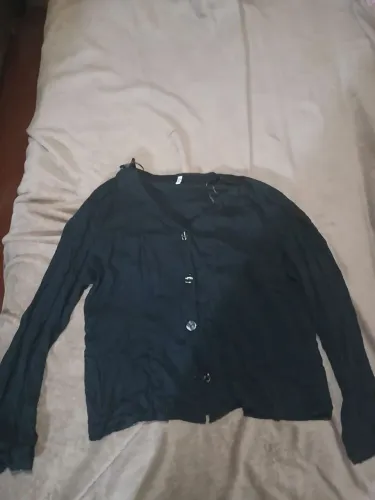 Roupas femininas usadas