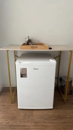 Frigobar 67L Midea