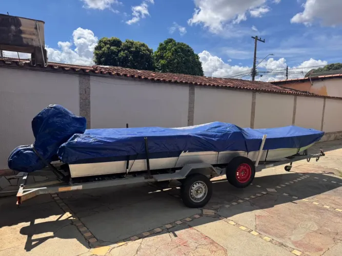 Barco Marreco motor Mercury 25hp