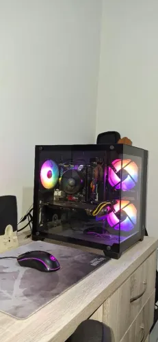 PC GAMER RODA TUDO
