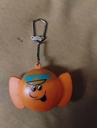Chaveiro antigo elefantinho da Shell mascote em plástico