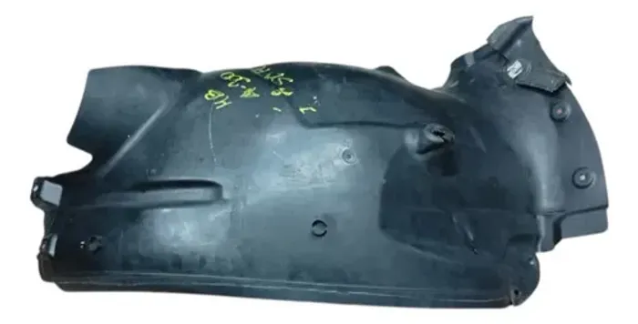Parabarro Tras Esq Diant Mercedes A200 1.3 Sd 2019 Detalhe