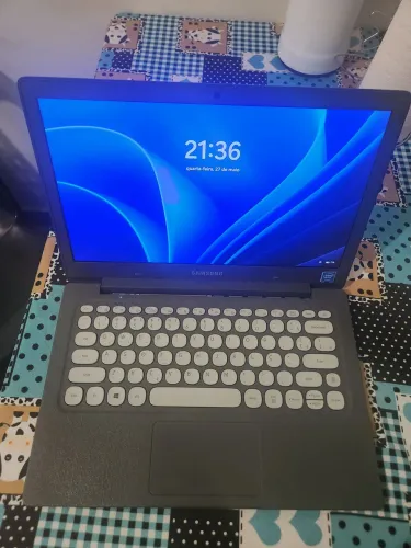 Notebook Samsung Flash F30