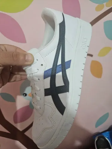 Tênis Asics novo 37