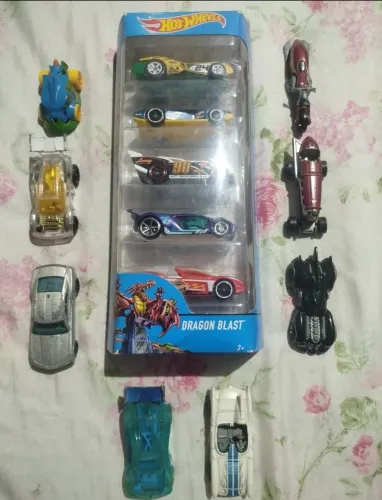 Carrinhos Hotwheels