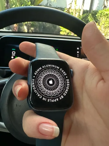 Apple Watch Series 7 45 mm