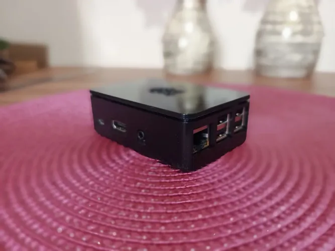 Raspberry pi 3 com case