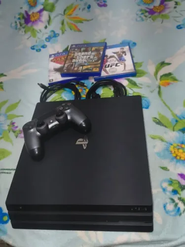 Vendo Ps4 Pro de 1 tera