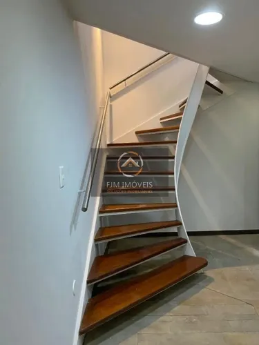 Conjunto Sala à Venda em Itaipu, Niterói - 23m² por R$350.000