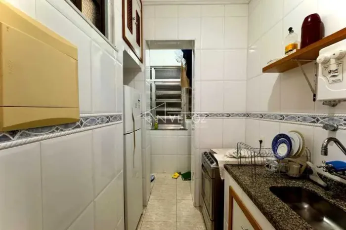 Apartamento : / Residencial / Glória