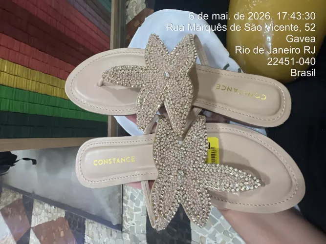 Sandália NOVA Constance rasteira bege com brilho
