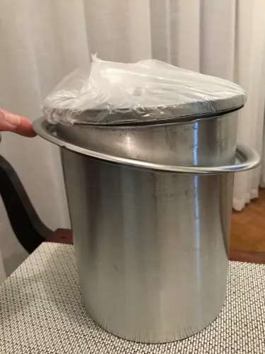 Lixeira inox nova, 5L