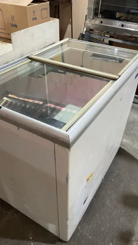 FREEZER METALFRIO 180 LITROS TAMPA DE VIDRO