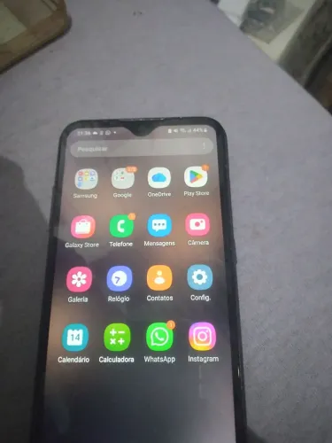 Vendo um  celular Samsung A01