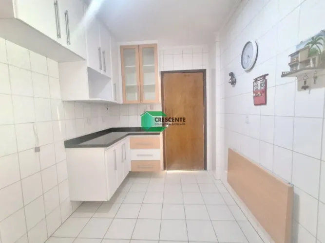 Apartamento à Venda - 3 Quartos e 3 Vagas - Jd. Bela Vista, em Santo André.