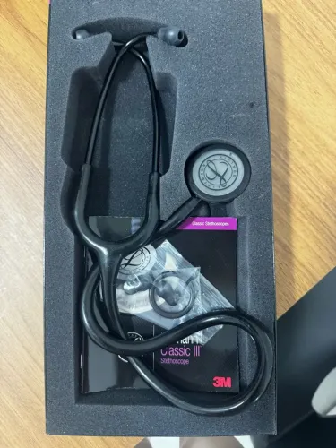 Estetoscópio Littmann Classic III black edition