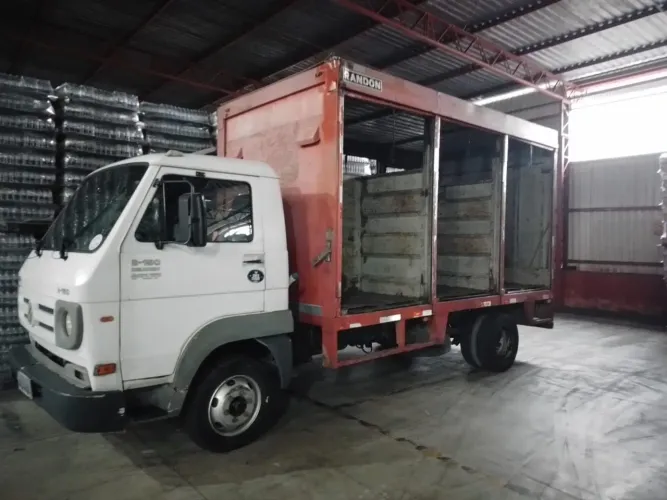 VW 8.150 Delivery Baiado 