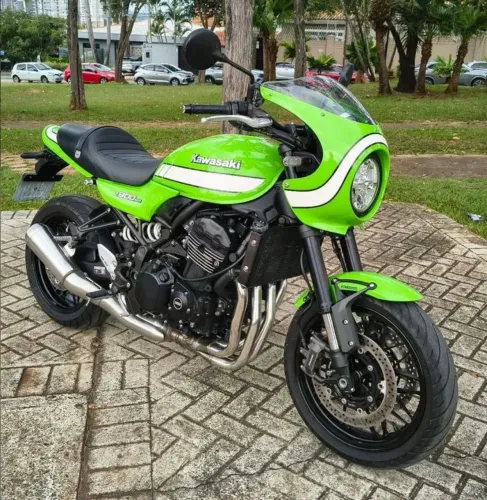 Kawasaki Z 900RS café Race 