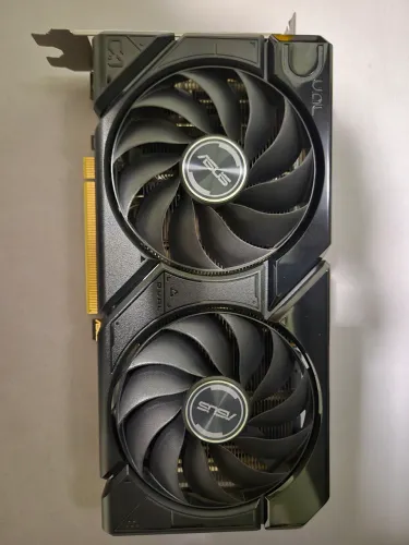RTX 4070 Super Asus Dual OC EVO