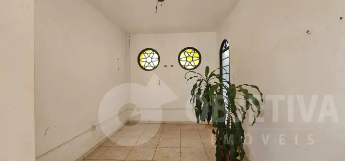Casa para aluguel, 3 quartos, 1 suíte, 1 vaga, MARTINS - UBERLANDIA/MG