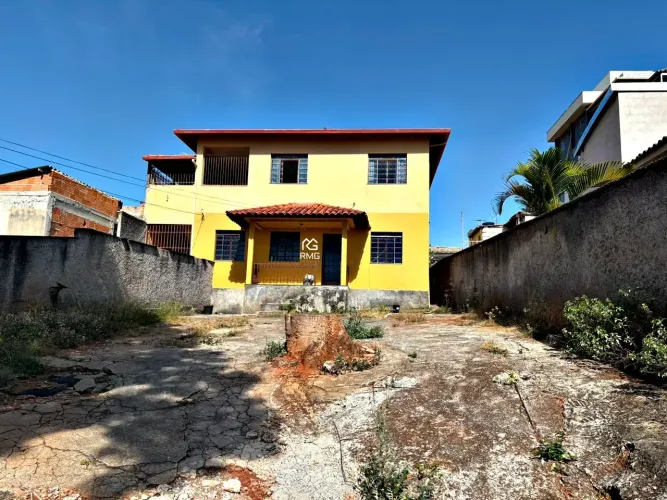 Casa para aluguel com 360M² - Bairro Floramar - Belo Horizonte - MG