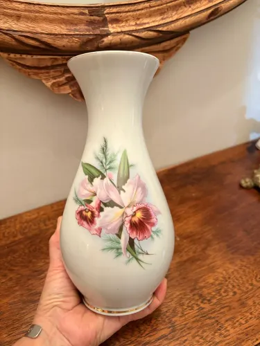 Jarra em porcelana