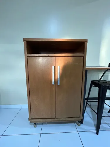 Sapateira multiuso em madeira