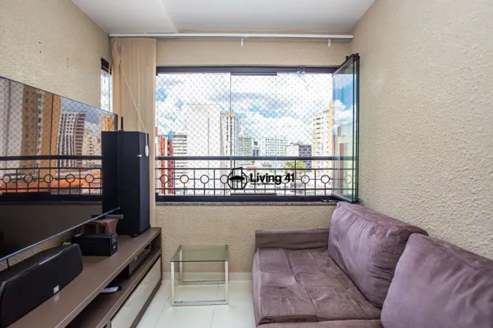 Apartamento com 2 dormitórios e 1 vaga de garagem à venda, 49 m² por R$ 580.000 - Centro -