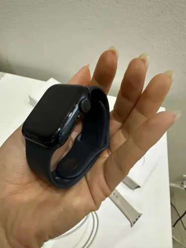 Apple Watch SE GPS  - 40 mm 