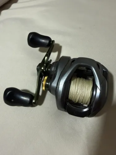 Carretila Shimano Curado DC 151 XG