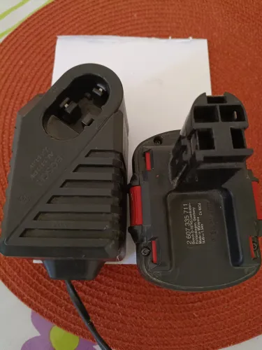 Carregador e bateria Bosch 220 votts