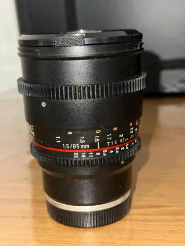 Rokinon 85mm T1.5 Cine DS - Lente Cine