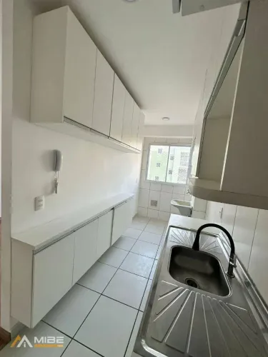 Apartamento com 2 dormitórios para alugar, 64 m² por R$ 2.335,78/mês - Condomínio Unique R