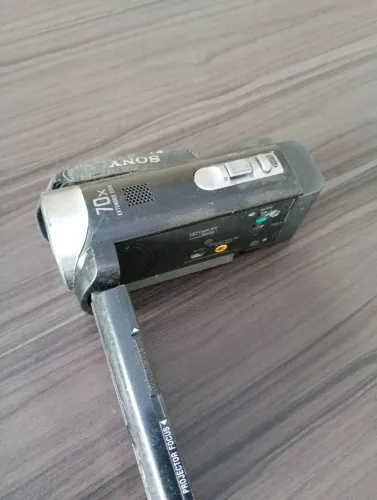 Máquina de filmagem portátil Sony