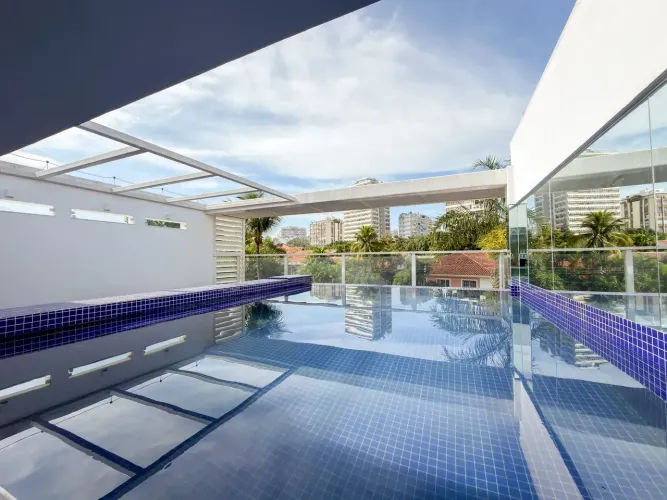 Casa com 3 Quartos para alugar, 1104m² - Leblon