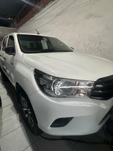 Toyota Hilux CD 4X4 2.8 Diesel Mec. 2020
