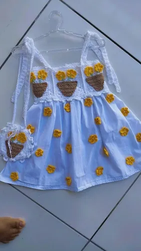 Vestidinho artesanais