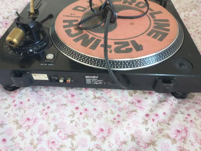 Vendo toca disco Gemini modelo xl 1800 quart profissional com agulha e chell