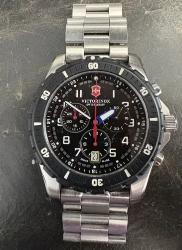 Relógio Victorinox Maverick Sport (ref 241679)