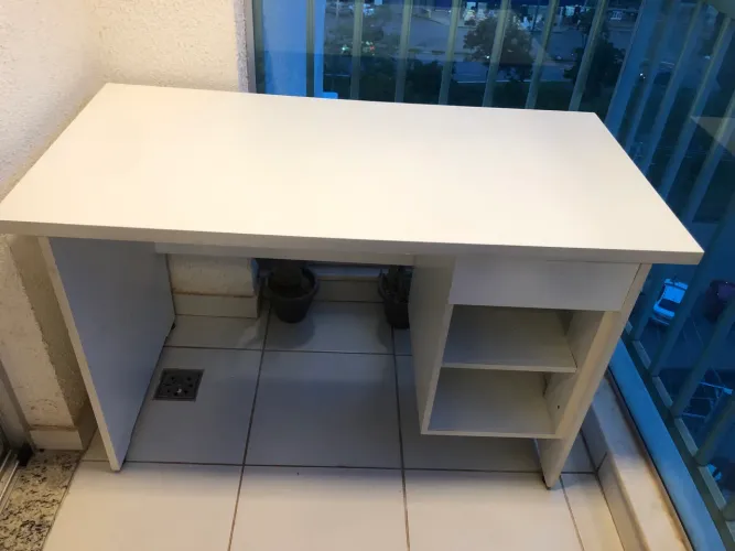 Escrivaninha 100% mdf branco