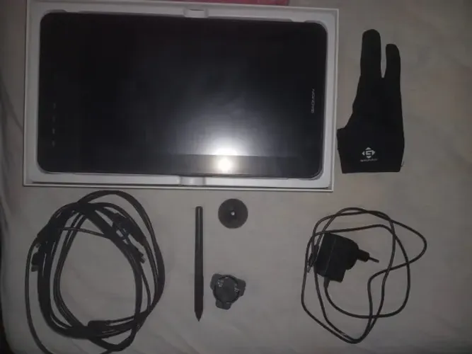 Mesa Digitalizadora Com Display - Gaomon pd1161 (2 meses de uso)