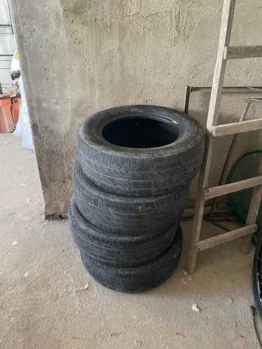 Pneus 235/60R16 bons da Tucson/kia sportege/captiva