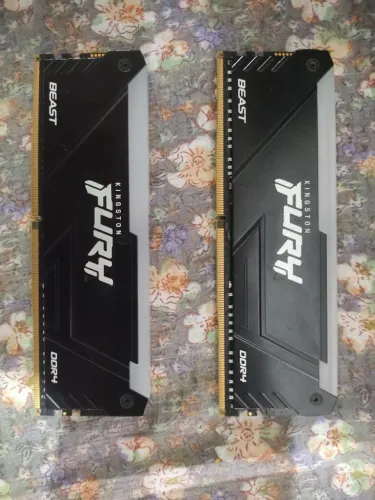 Memória Kingston Fury Beast RGB 3200 2x16
