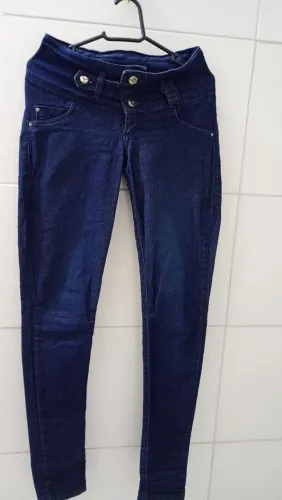 Calça Dins levanta bumbum