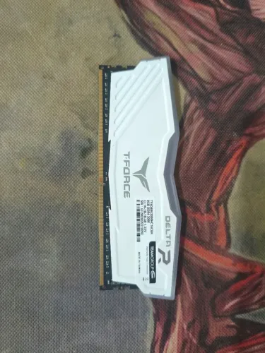 Memória Ram DDR4 T-Force 3000MHz CL16