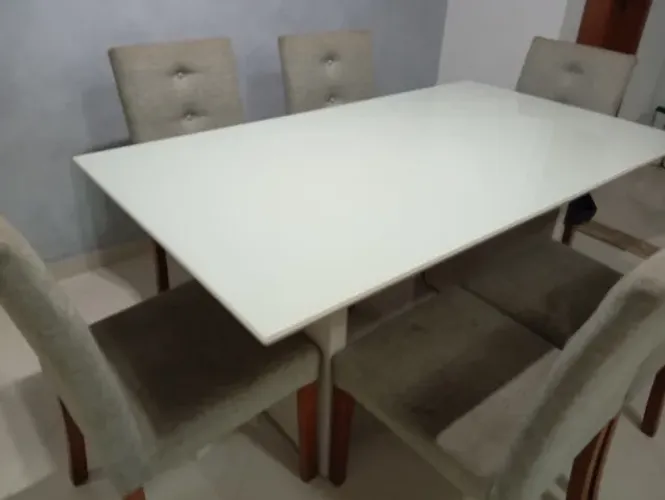 Mesa de jantar de 6 lugares