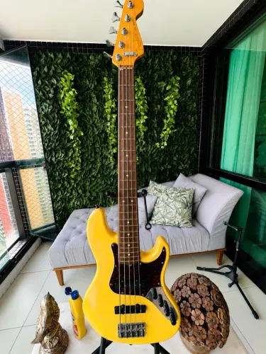 Fender Jazz Bass Made in USA - Vintage Yellow